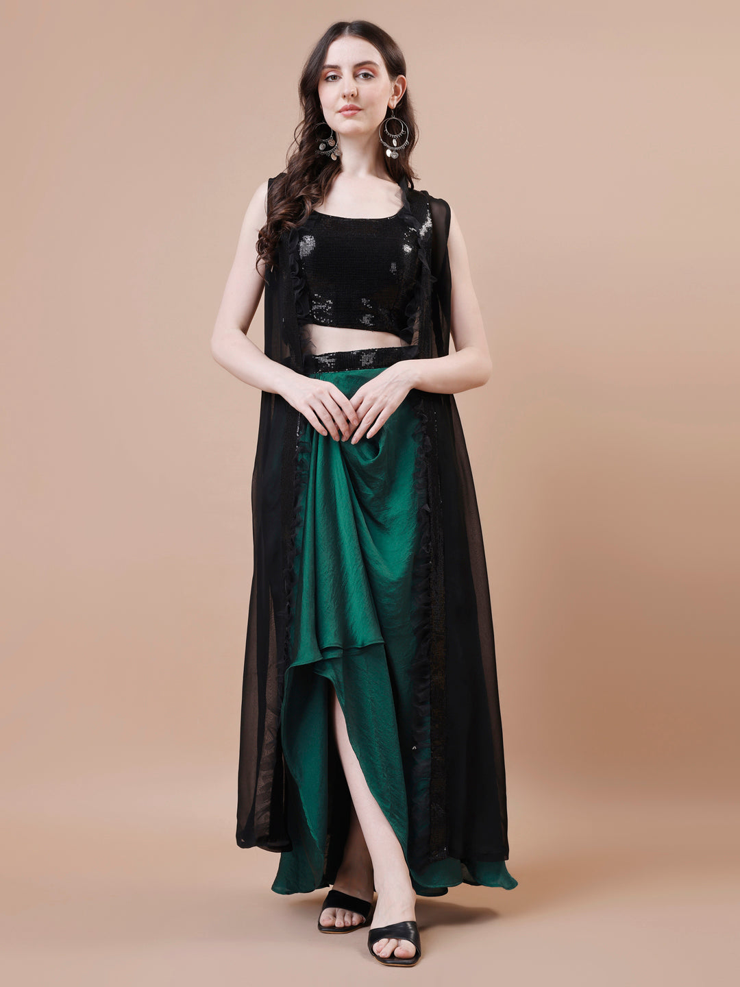 Green Latest Indo Western Dress For Ladies Piece Black And Green Indo-Western Dress Twam Sundara Green Latest Indo Western Dress For Ladies Piece Black And Green Indo-Western Dress Twam Sundara